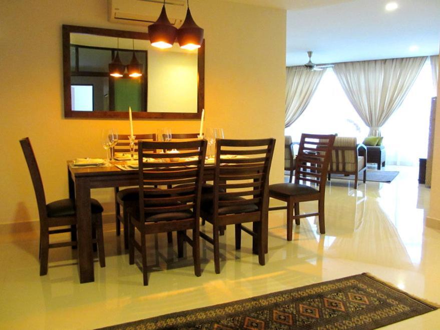 Samsuria Beach Resort & Residence Чератинг Екстериор снимка