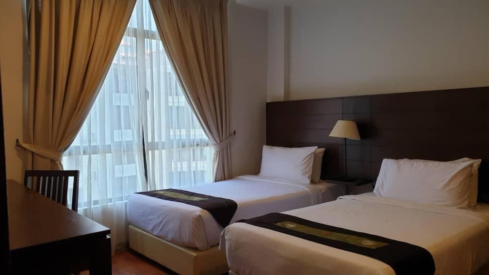 Samsuria Beach Resort & Residence Чератинг Екстериор снимка